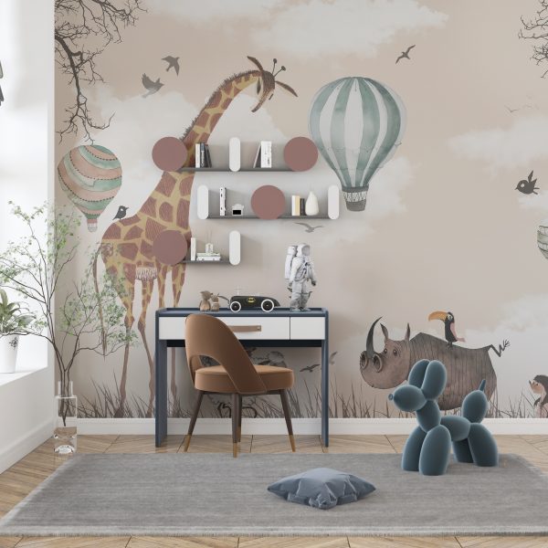 Muurschildering van een giraffe en ballonnen