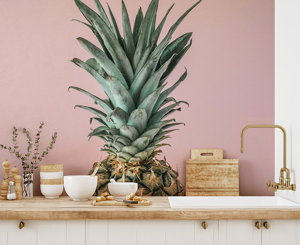 Fotobehang Ananas op een roze achtergrond